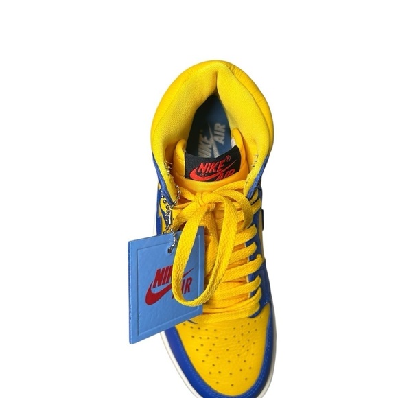 Nike Air Jordan Women's Retro 1 High OG Varsity Maize Game Royal Sz 7 FD2596-700 - Picture 14 of 14